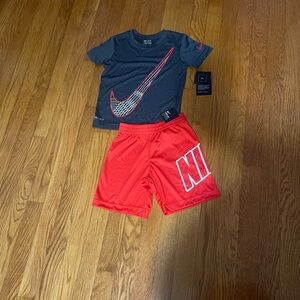 Little Boys Nike Dri-Fit Charcoal Tee and Vibrant Red Shorts Set Size 4